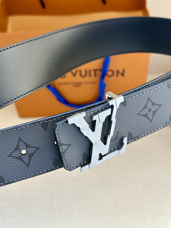 激安ルイヴィトンベルト背面デザイン